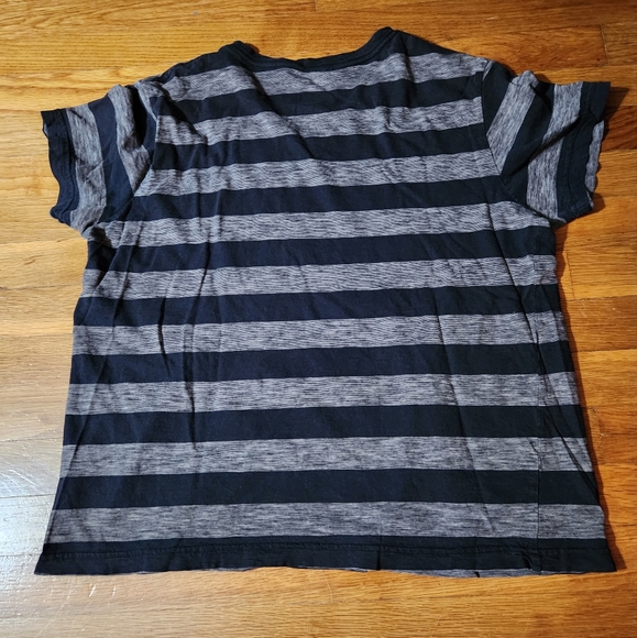 Arizona Men's V Neck Tshirt - Picture 2 of 3